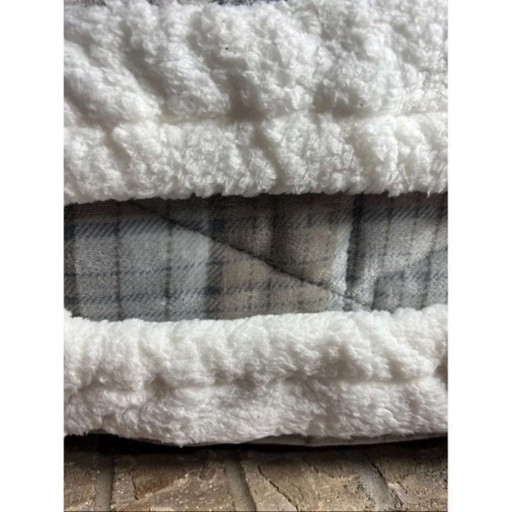 Koolaburra UGG Sloan Twin/Twin XL Comforter Set Plaid Gray & White 68